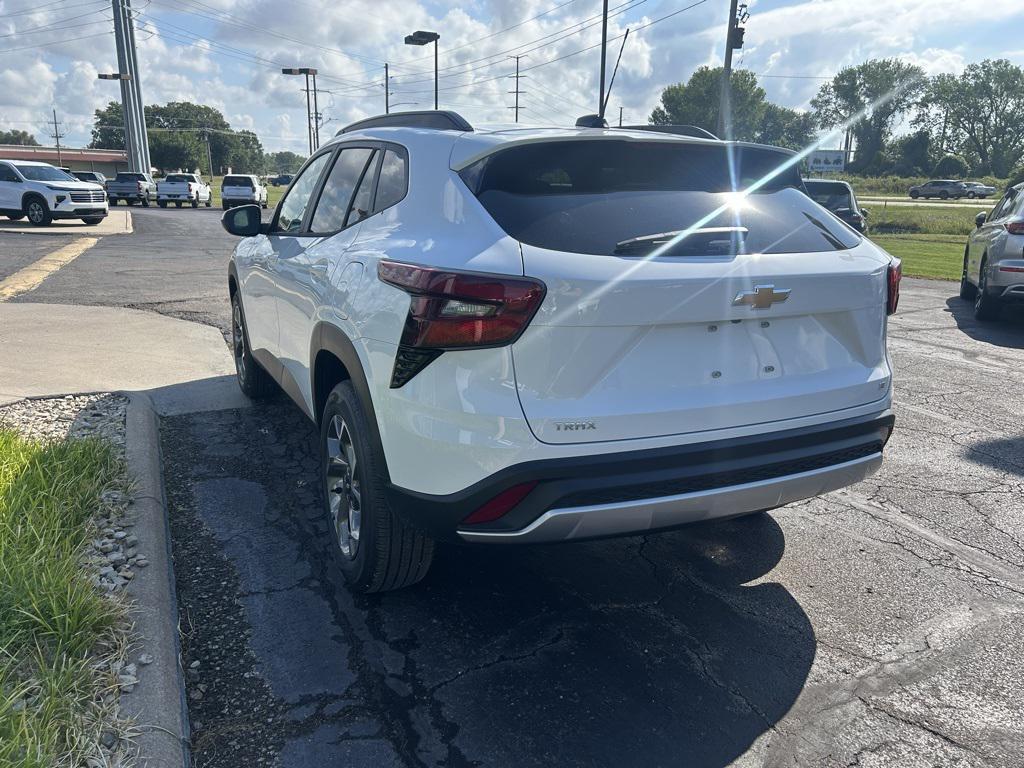 new 2025 Chevrolet Trax car, priced at $24,495
