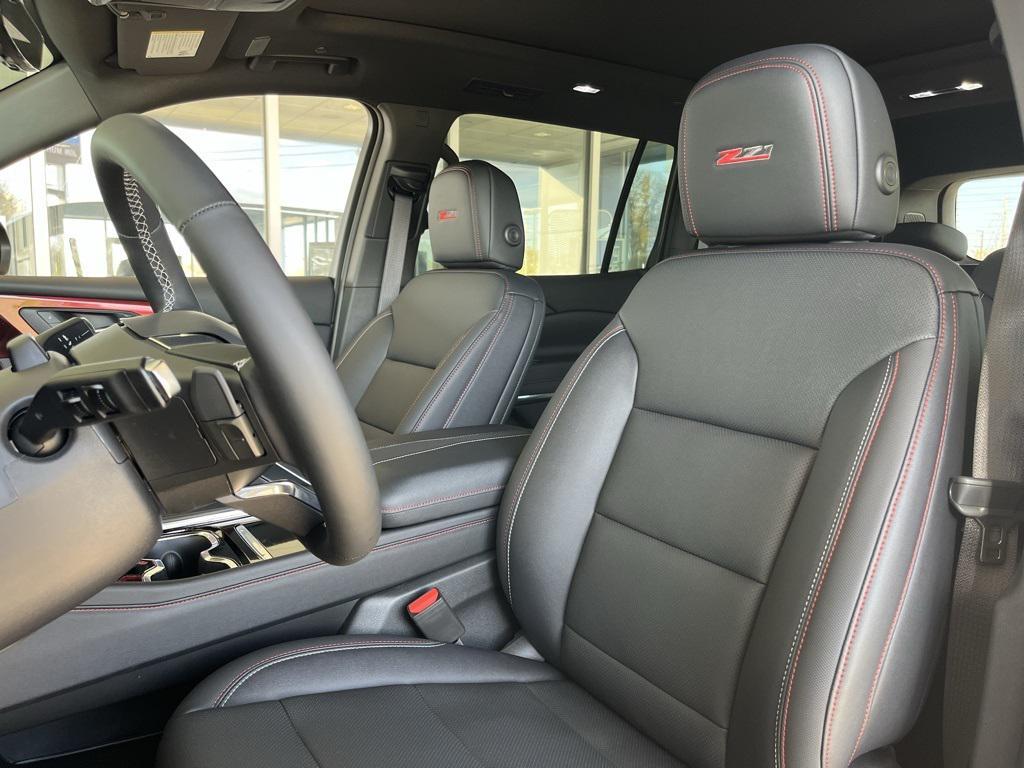 new 2026 Chevrolet Traverse car, priced at $59,750