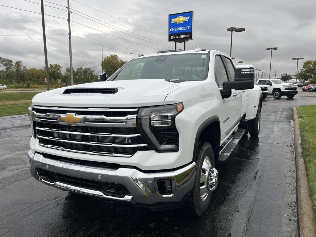 new 2026 Chevrolet Silverado 3500 car, priced at $86,410