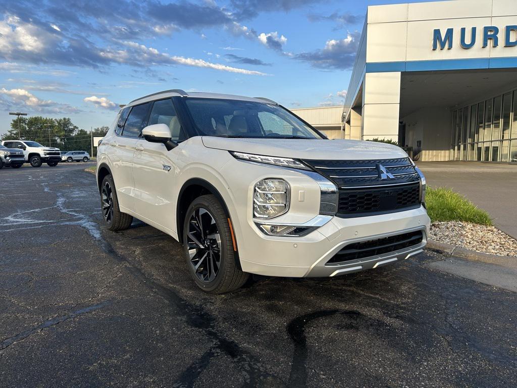 new 2025 Mitsubishi Outlander PHEV car, priced at $44,524