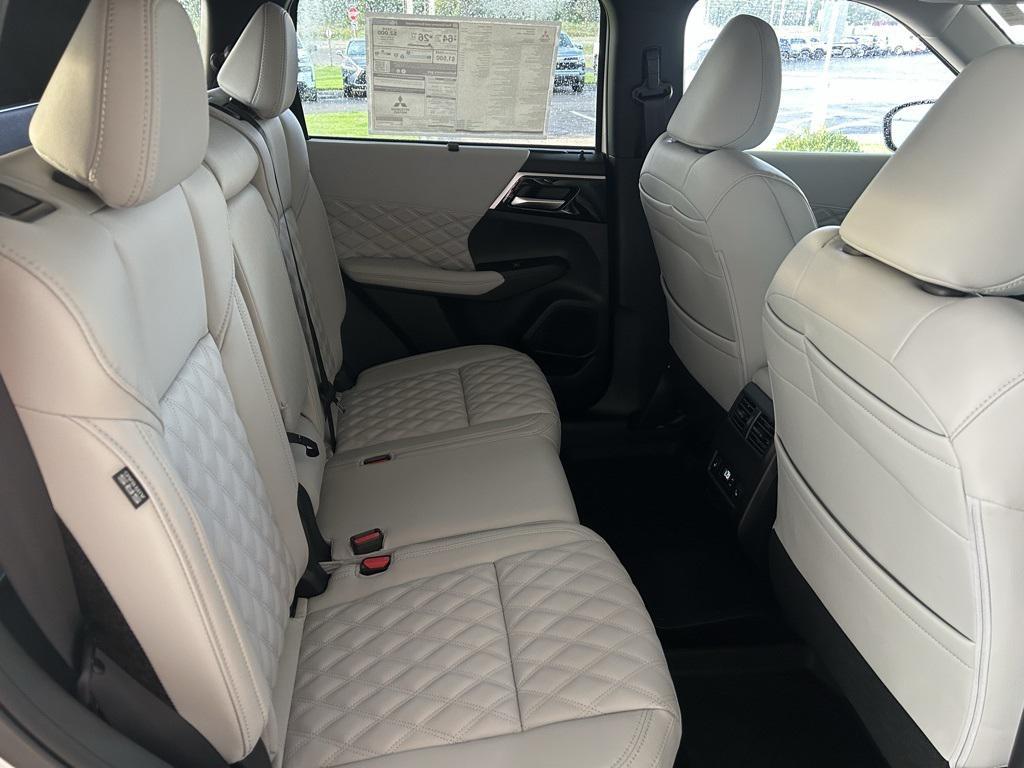 new 2025 Mitsubishi Outlander PHEV car, priced at $44,524