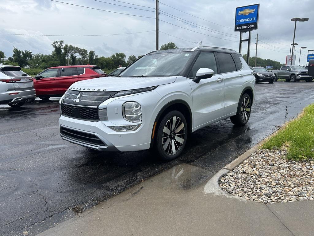new 2025 Mitsubishi Outlander car, priced at $40,434