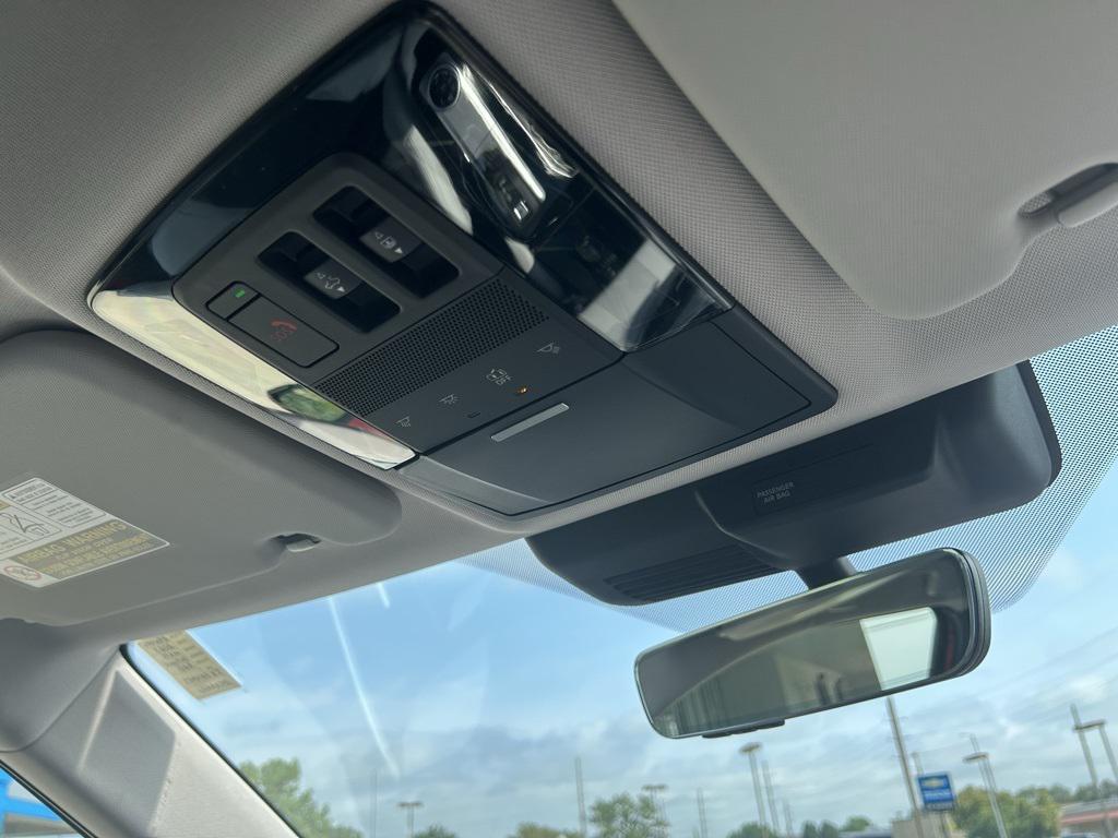 new 2025 Mitsubishi Outlander car, priced at $36,048