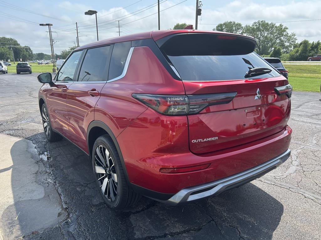 new 2025 Mitsubishi Outlander car, priced at $36,048