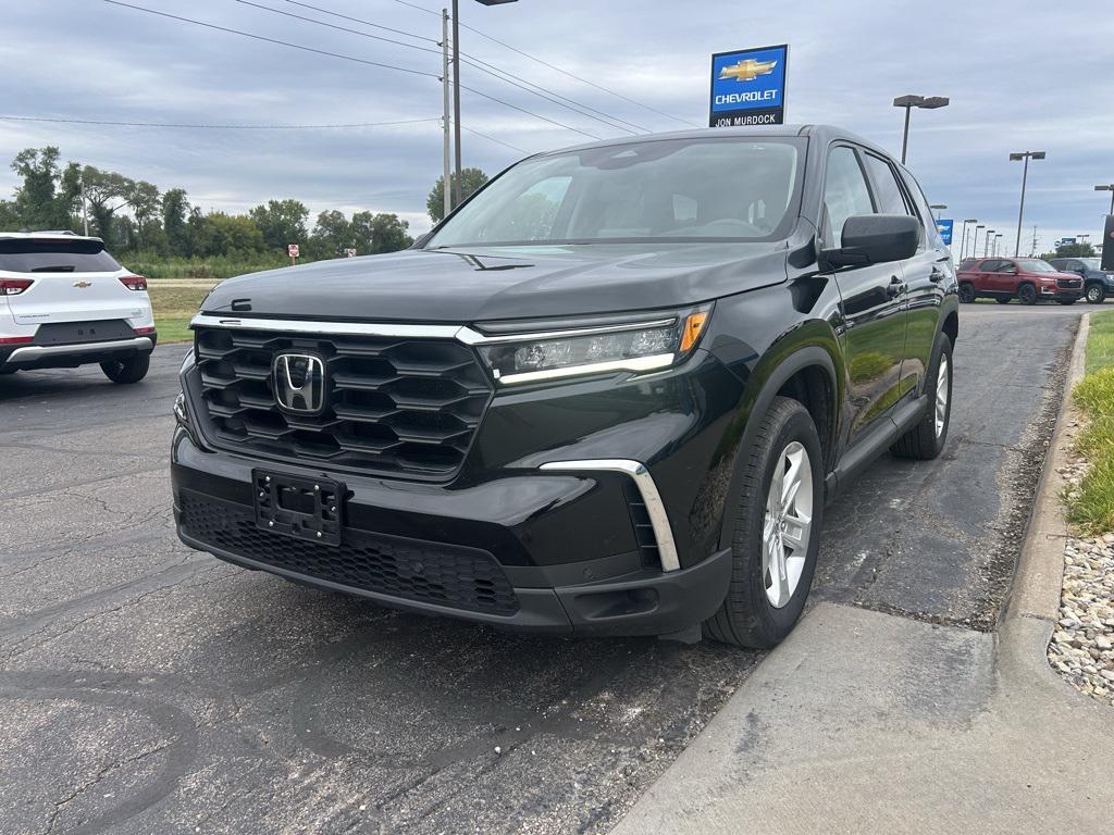 used 2023 Honda Pilot car, priced at $27,503