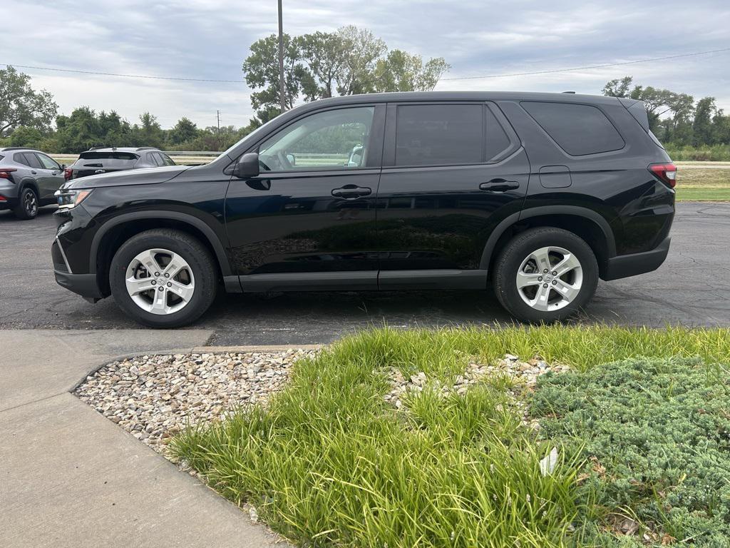 used 2023 Honda Pilot car, priced at $27,503