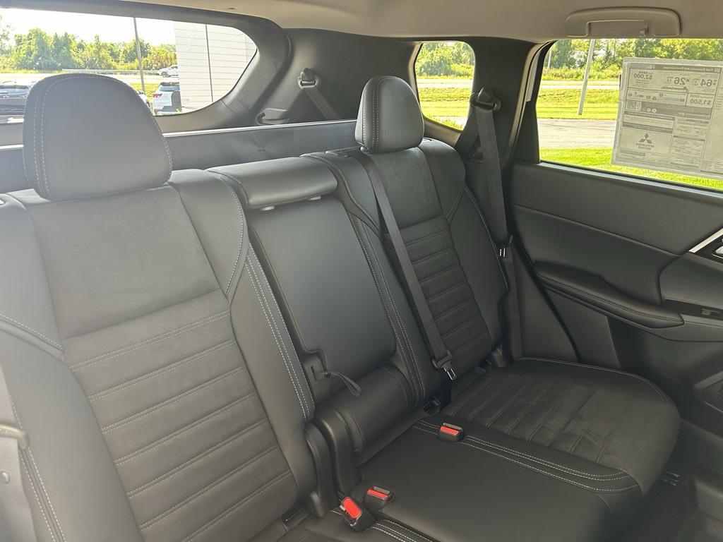 new 2025 Mitsubishi Outlander PHEV car, priced at $39,115