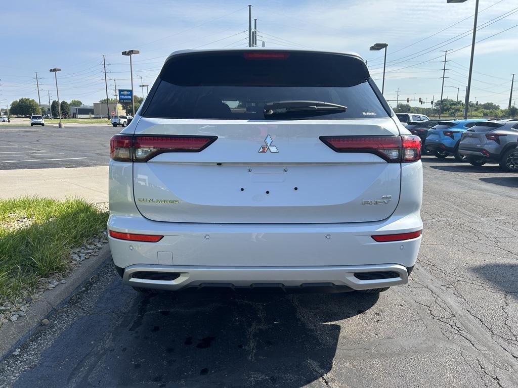 new 2025 Mitsubishi Outlander PHEV car, priced at $39,115