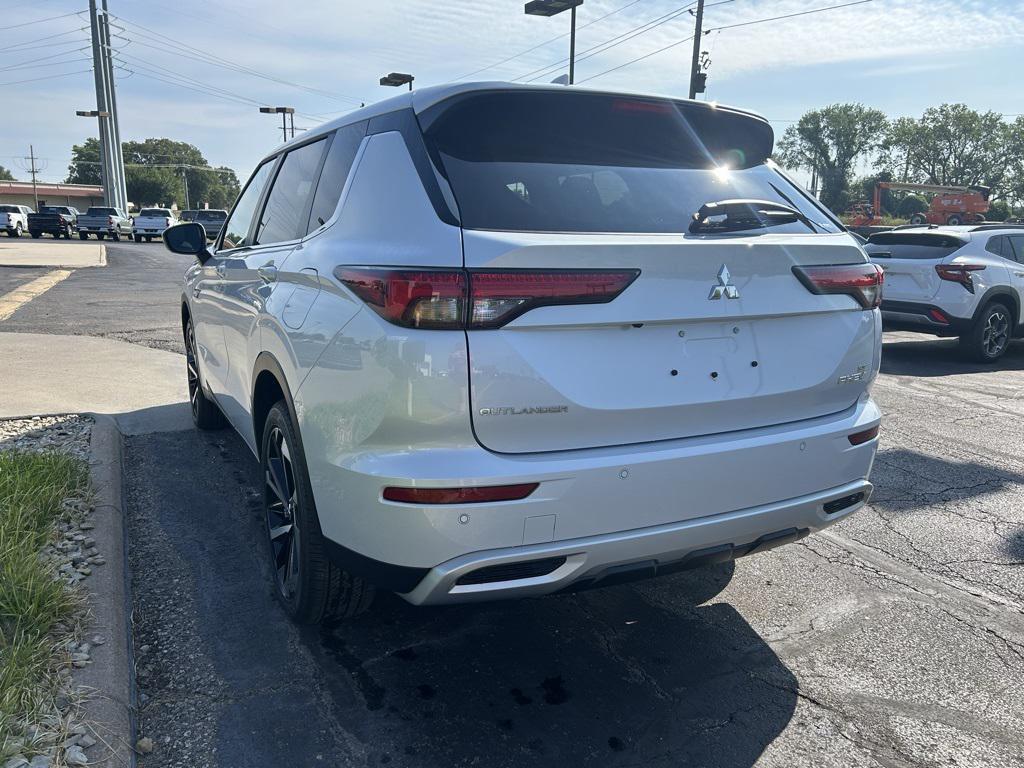 new 2025 Mitsubishi Outlander PHEV car, priced at $39,115