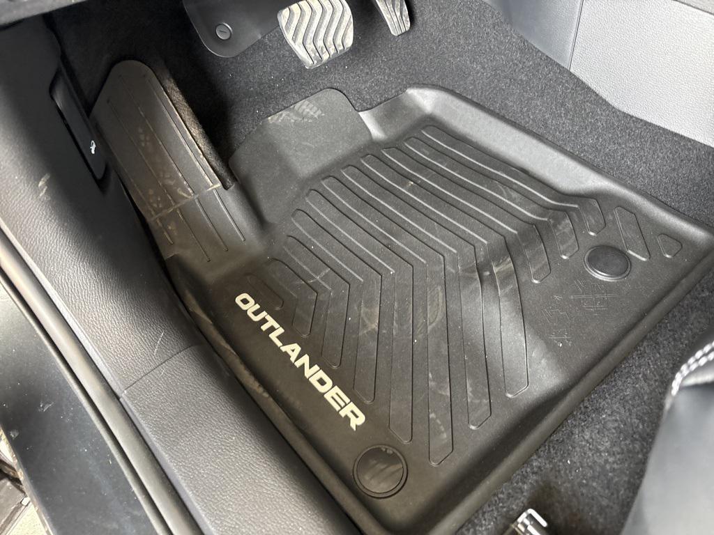 new 2025 Mitsubishi Outlander PHEV car, priced at $40,999