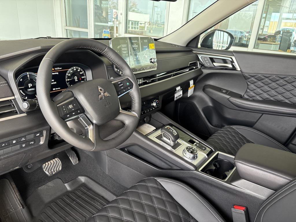 new 2025 Mitsubishi Outlander PHEV car, priced at $40,999
