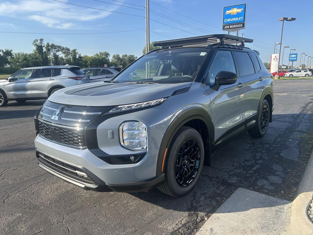 new 2025 Mitsubishi Outlander car, priced at $39,339