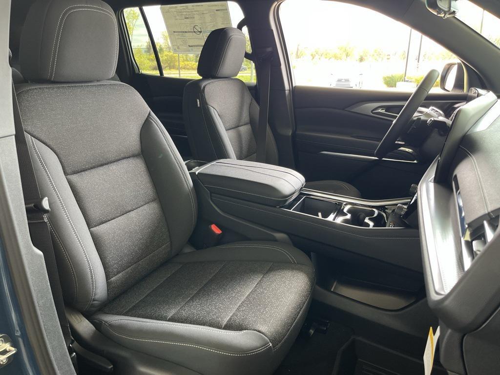 new 2026 Chevrolet Traverse car, priced at $46,780