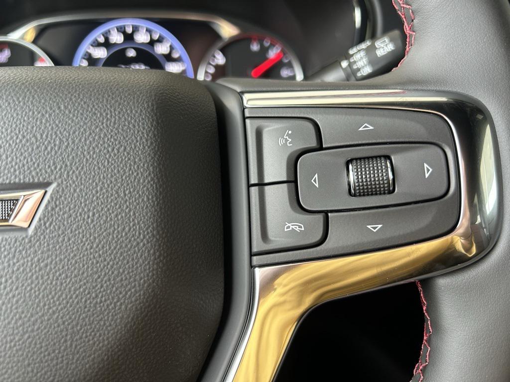 new 2025 Chevrolet Blazer car, priced at $46,889