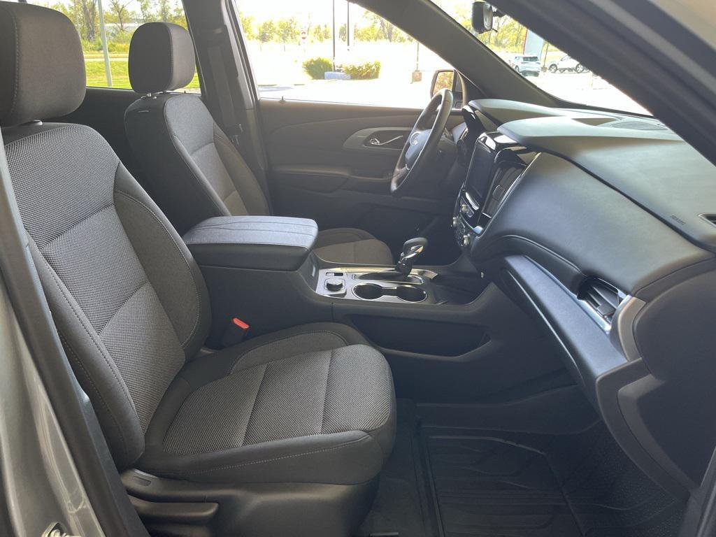 used 2023 Chevrolet Traverse car, priced at $33,981