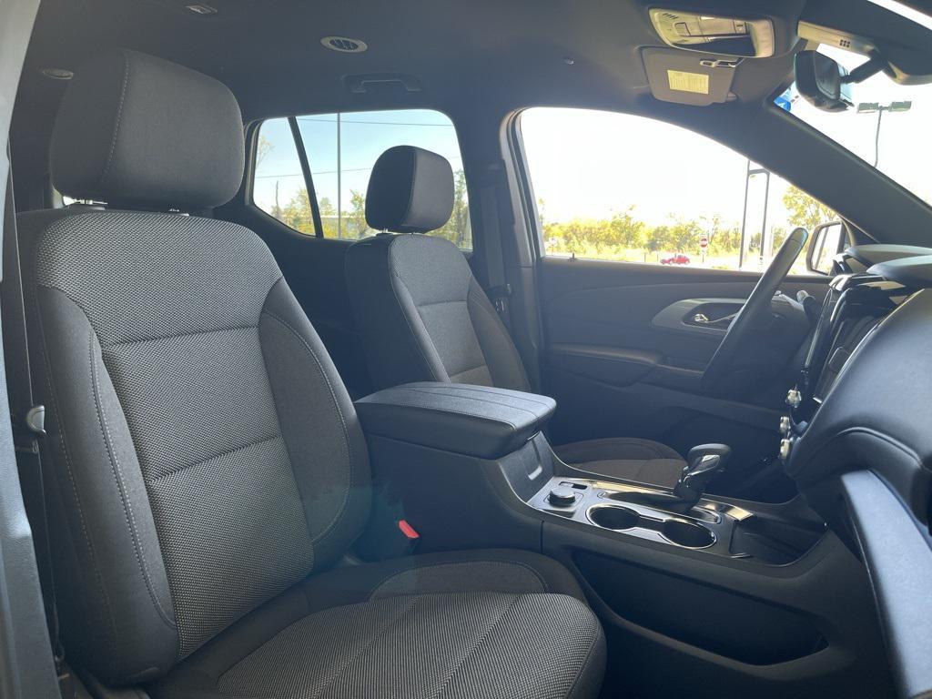 used 2023 Chevrolet Traverse car, priced at $33,981