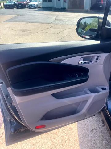 used 2019 Honda Pilot car, priced at $21,995