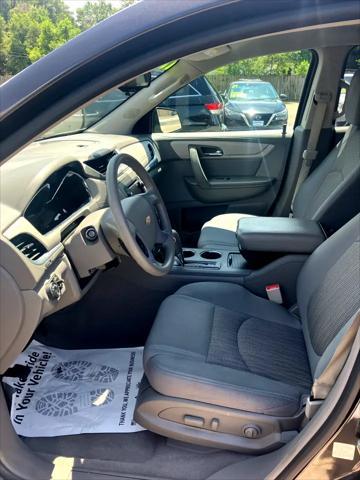used 2017 Chevrolet Traverse car, priced at $8,995