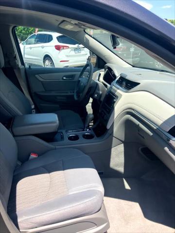 used 2017 Chevrolet Traverse car, priced at $8,995
