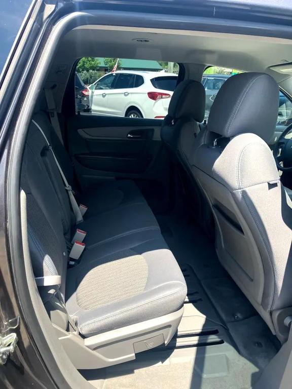 used 2017 Chevrolet Traverse car, priced at $11,995