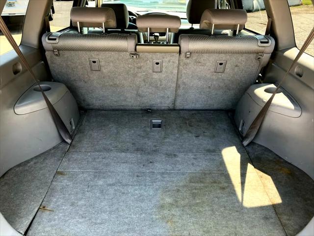 used 2005 Toyota Highlander car, priced at $4,995