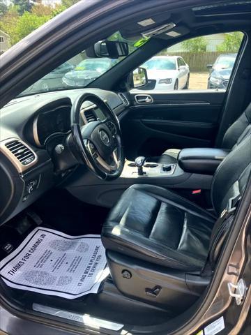 used 2015 Jeep Grand Cherokee car, priced at $14,995