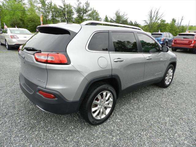 used 2014 Jeep Cherokee car, priced at $10,900