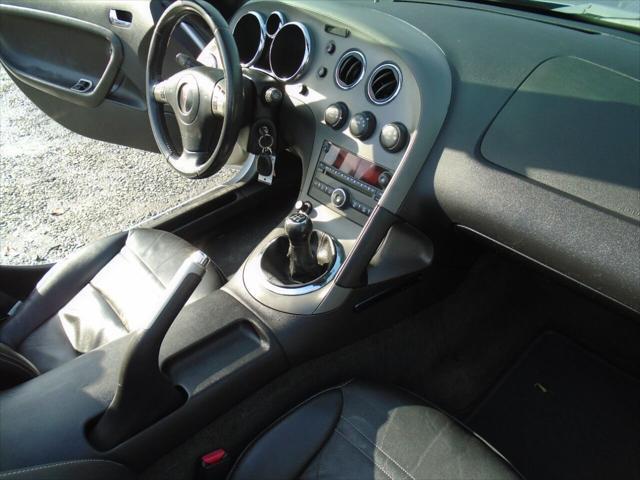 used 2006 Pontiac Solstice car, priced at $13,500