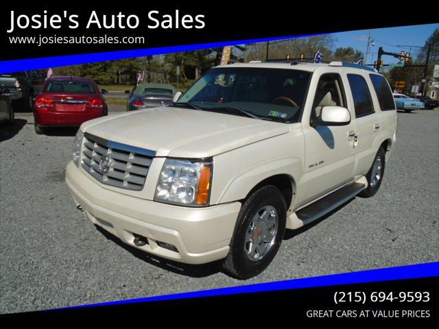 used 2004 Cadillac Escalade car, priced at $4,552