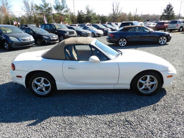 used 2000 Mazda MX-5 Miata car, priced at $6,800