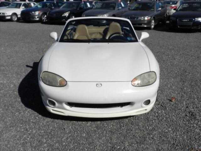 used 2000 Mazda MX-5 Miata car, priced at $6,800