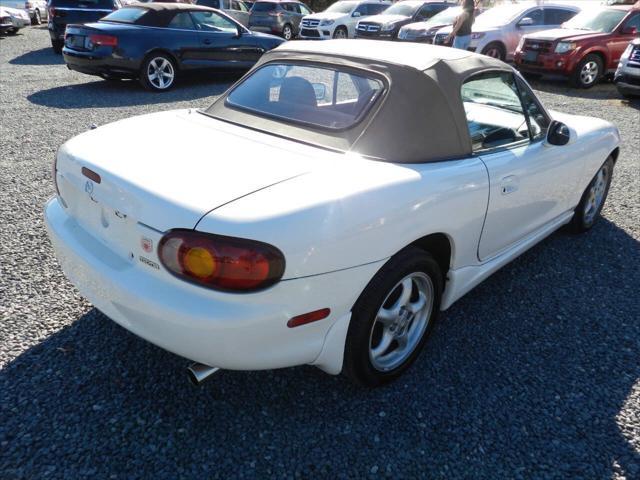 used 2000 Mazda MX-5 Miata car, priced at $6,800