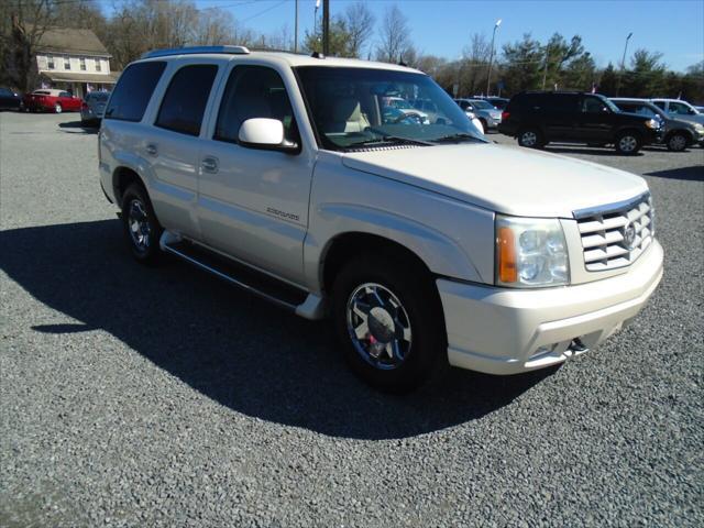 used 2004 Cadillac Escalade car, priced at $6,500