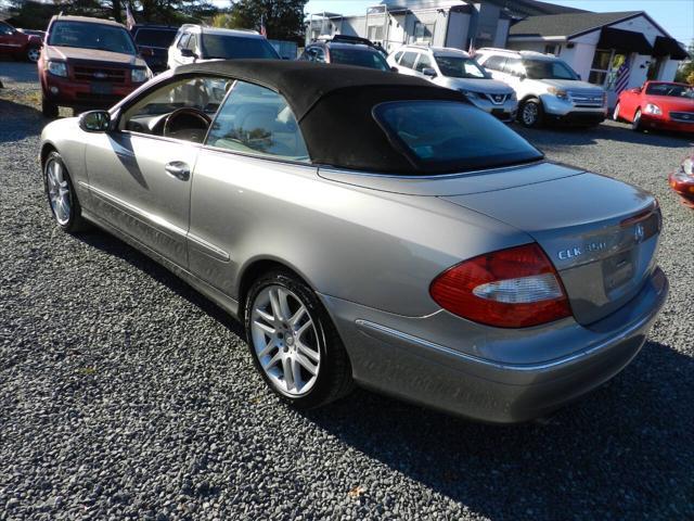 used 2009 Mercedes-Benz CLK-Class car, priced at $9,500