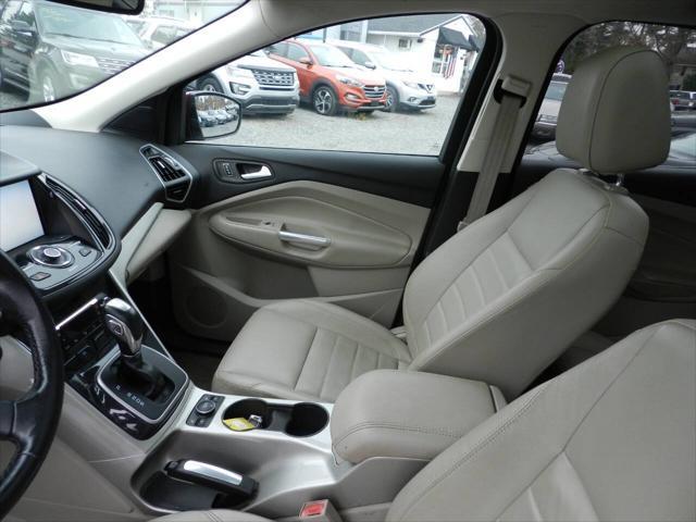 used 2013 Ford Escape car, priced at $7,000