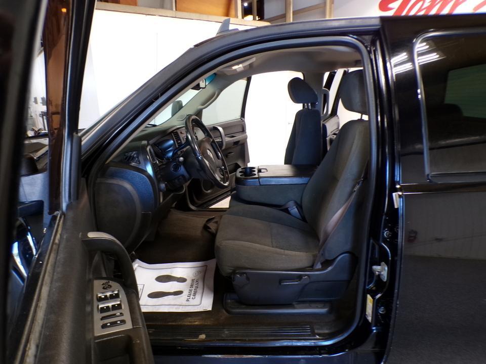used 2008 Chevrolet Silverado 2500 car, priced at $11,995