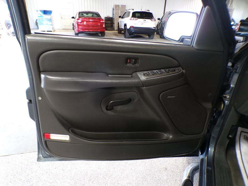 used 2006 GMC Sierra 1500 car, priced at $12,995