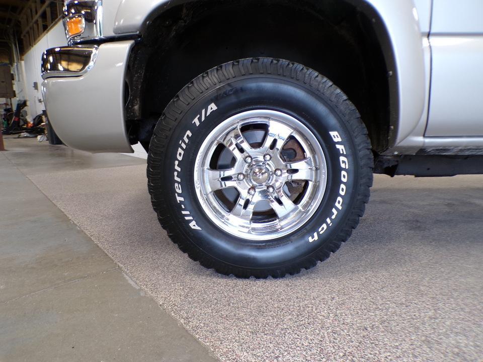 used 2005 GMC Sierra 1500 car, priced at $12,995