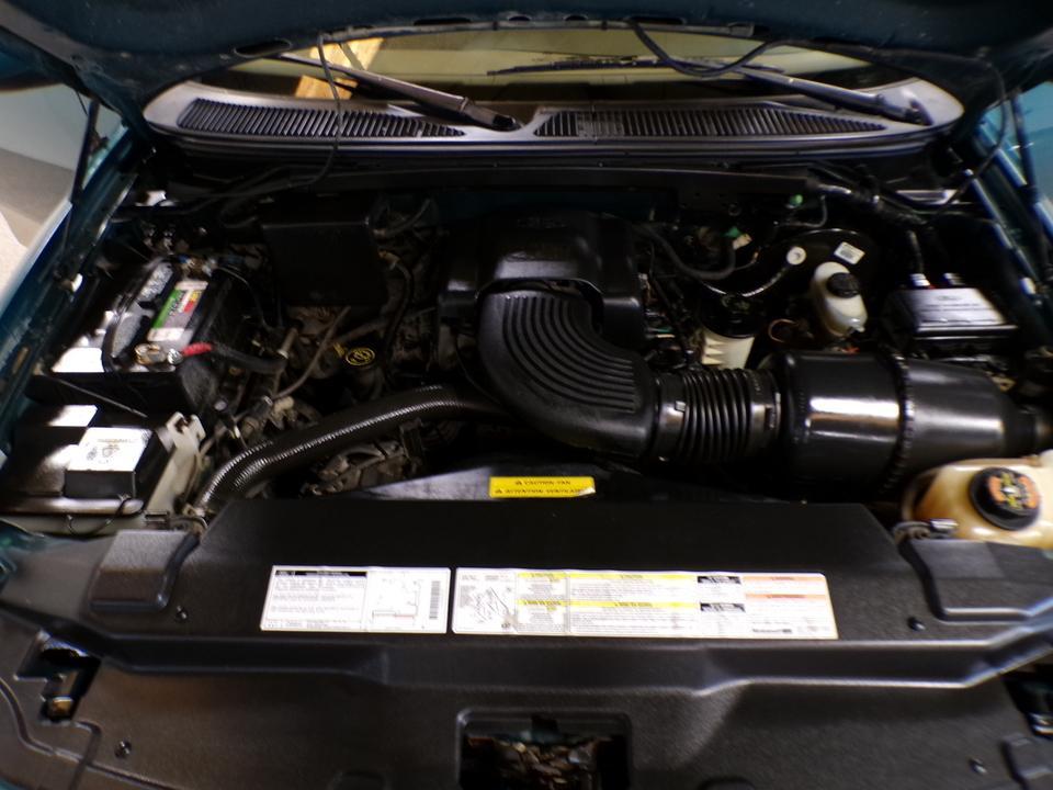 used 1997 Ford F-150 car, priced at $7,995