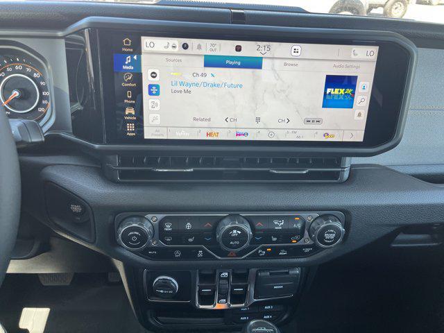 new 2025 Jeep Gladiator car, priced at $48,990