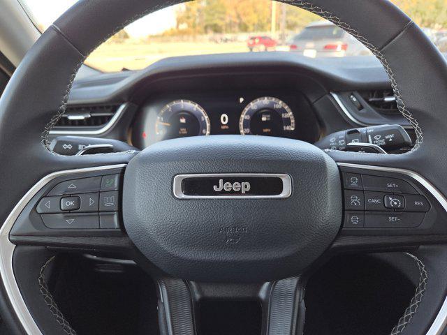 used 2024 Jeep Grand Cherokee car, priced at $26,994