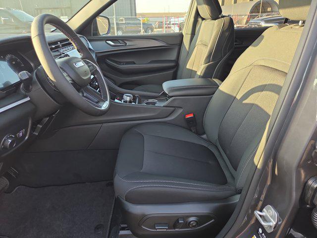 new 2025 Jeep Grand Cherokee L car, priced at $40,670