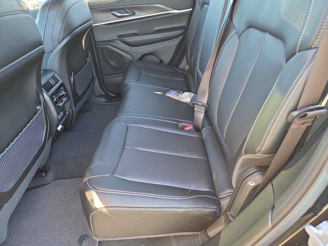 new 2025 Jeep Grand Cherokee car, priced at $50,410