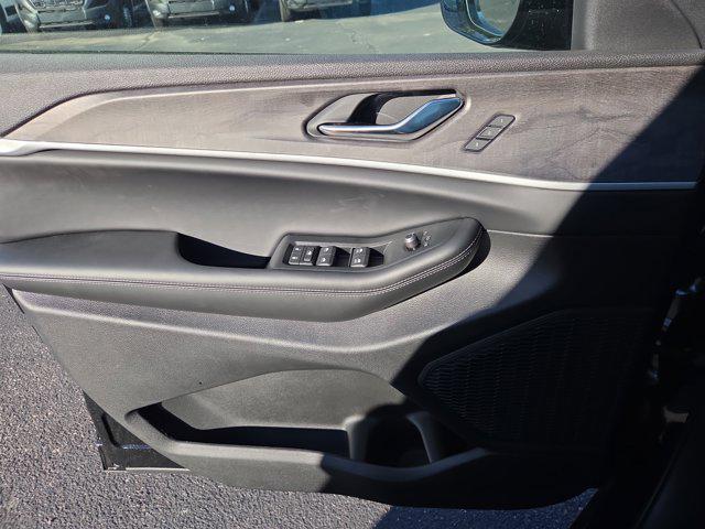 new 2025 Jeep Grand Cherokee car, priced at $50,410