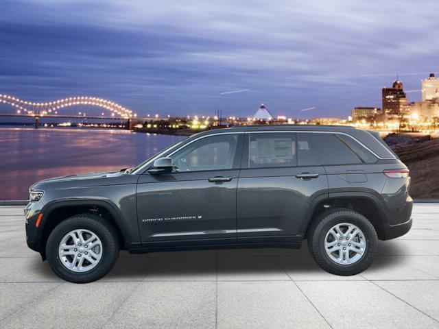 new 2025 Jeep Grand Cherokee car, priced at $40,420