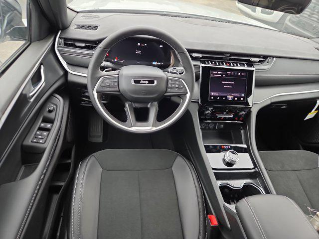 new 2025 Jeep Grand Cherokee car, priced at $49,370