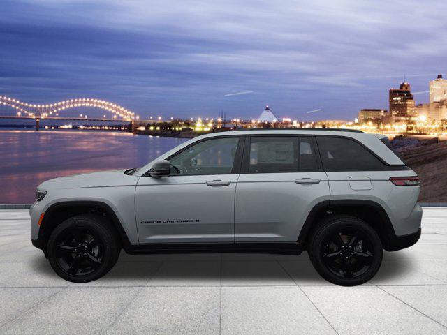 new 2025 Jeep Grand Cherokee car, priced at $49,370