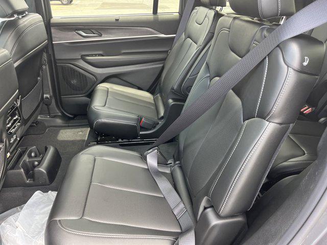 new 2025 Jeep Grand Cherokee L car, priced at $52,187