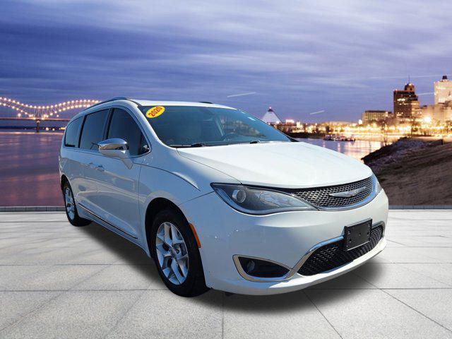 used 2020 Chrysler Pacifica car, priced at $17,388