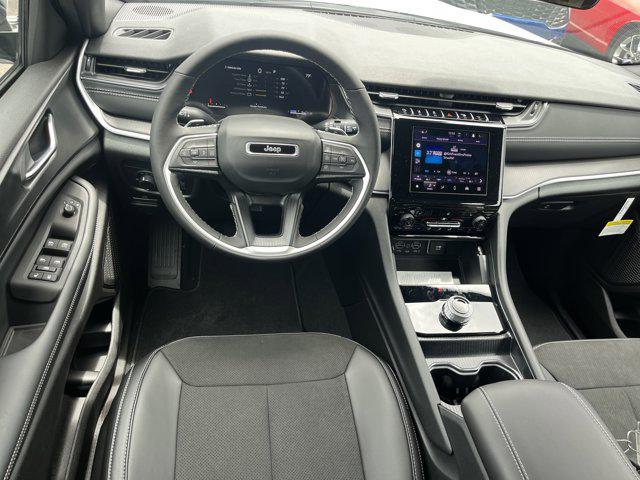 new 2025 Jeep Grand Cherokee L car, priced at $44,872